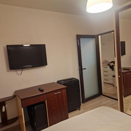 2 Bedrooms Apartment. Galati  Exterior photo